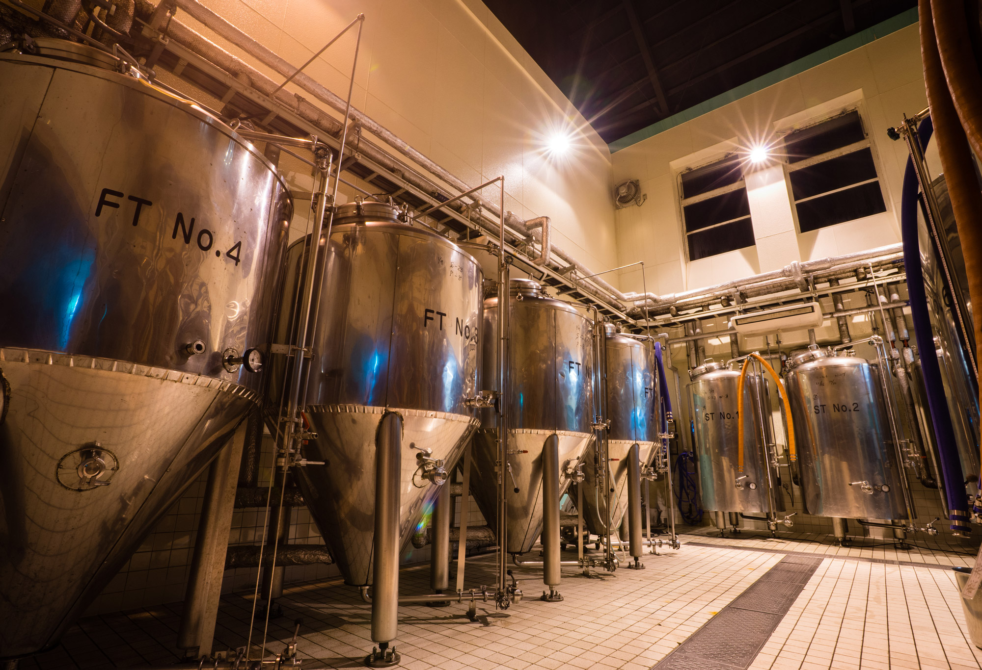 新潟ビール醸造のタンク